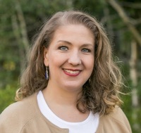 Annette Lyon